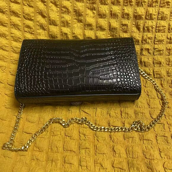 Yves Saint Laurent Fringed single-shoulder crossbody bag - Picture 3 of 7